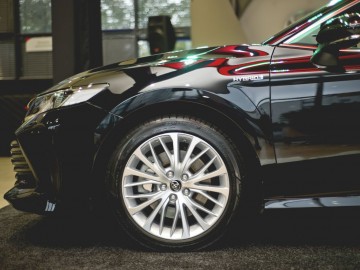 Nowa Toyota Camry &ndash; debiut w Paryżu i w Krakowie